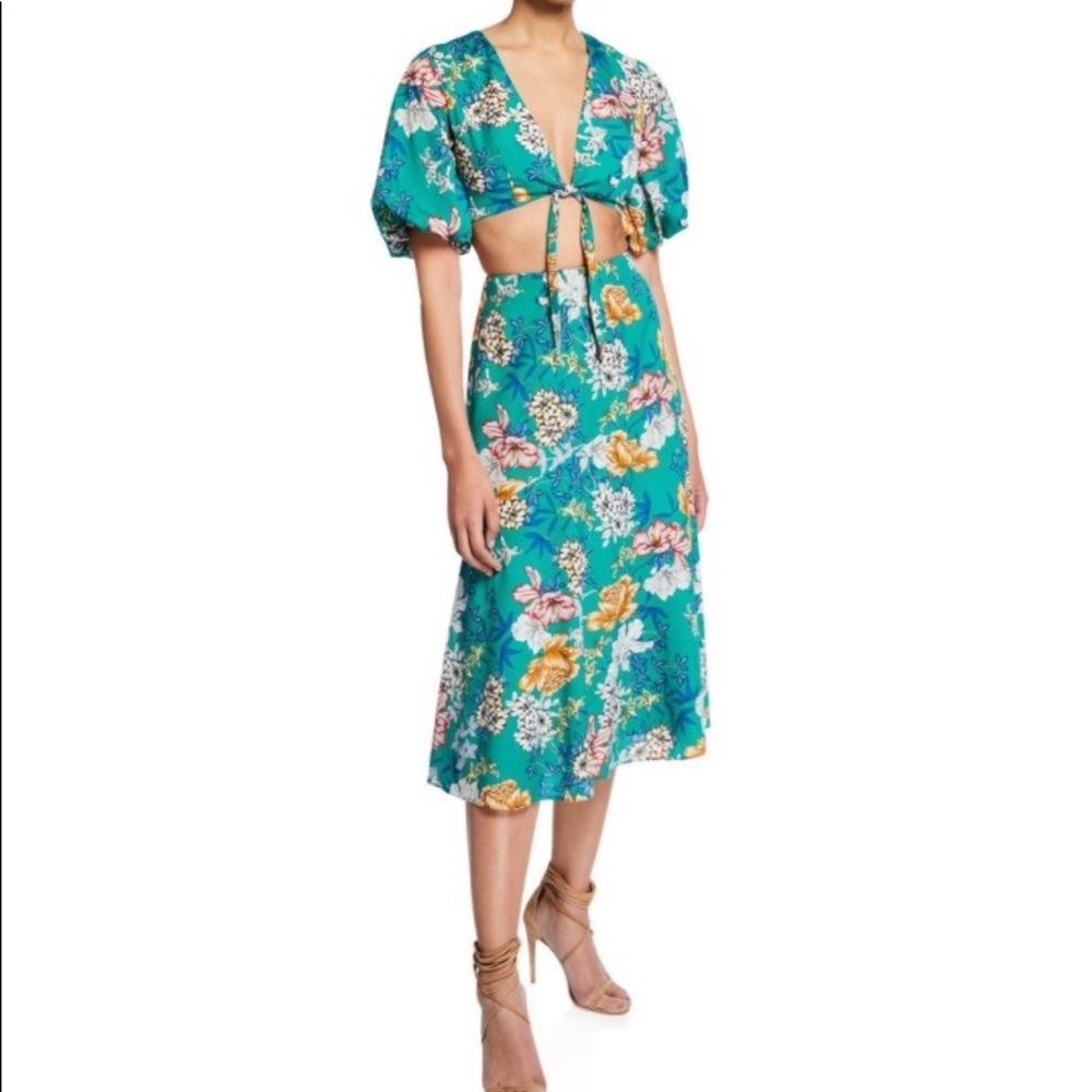 Two piece: skirt & blouse
